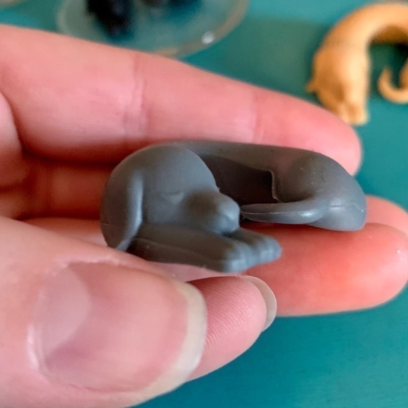 Set of 6 Rubber Dachshund Wine Glass Markers - Picture 2 of 2